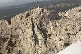 Vol découverte avec survol de La Sainte Victoire - Aéroclub de Manosque Vinon (ACMV).jpg Vol découverte avec survol de La Sainte Victoire - Aéroclub de Manosque Vinon (ACMV).jpg